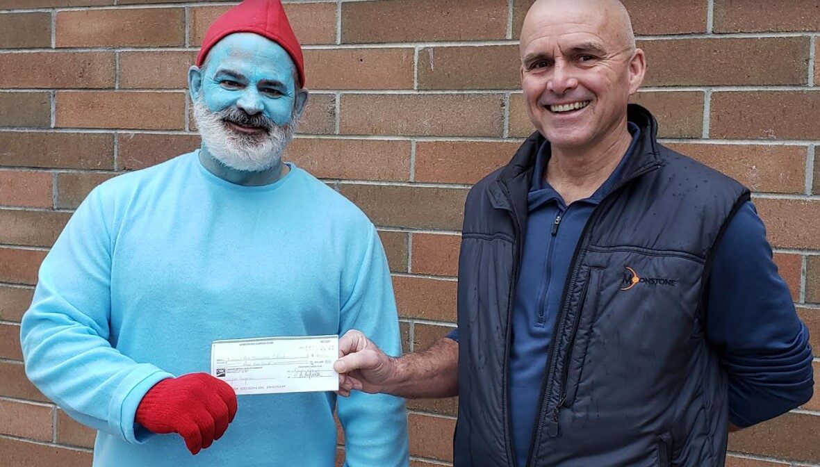 ADGC Presentation to Rob Ellis, Principal of Highland Park with Glenn Gytenbeek of the ADGC October 29 2021