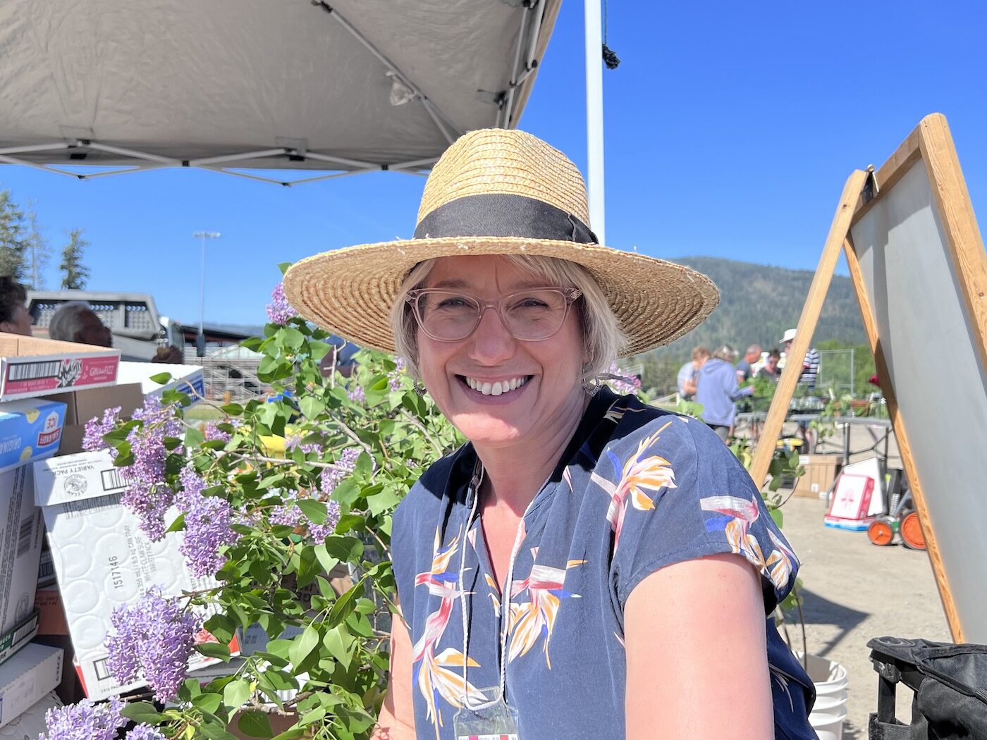 sue from armstrong garden club