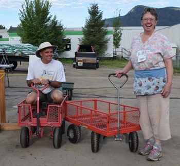 Glenn and Dorothy at Plant Sale